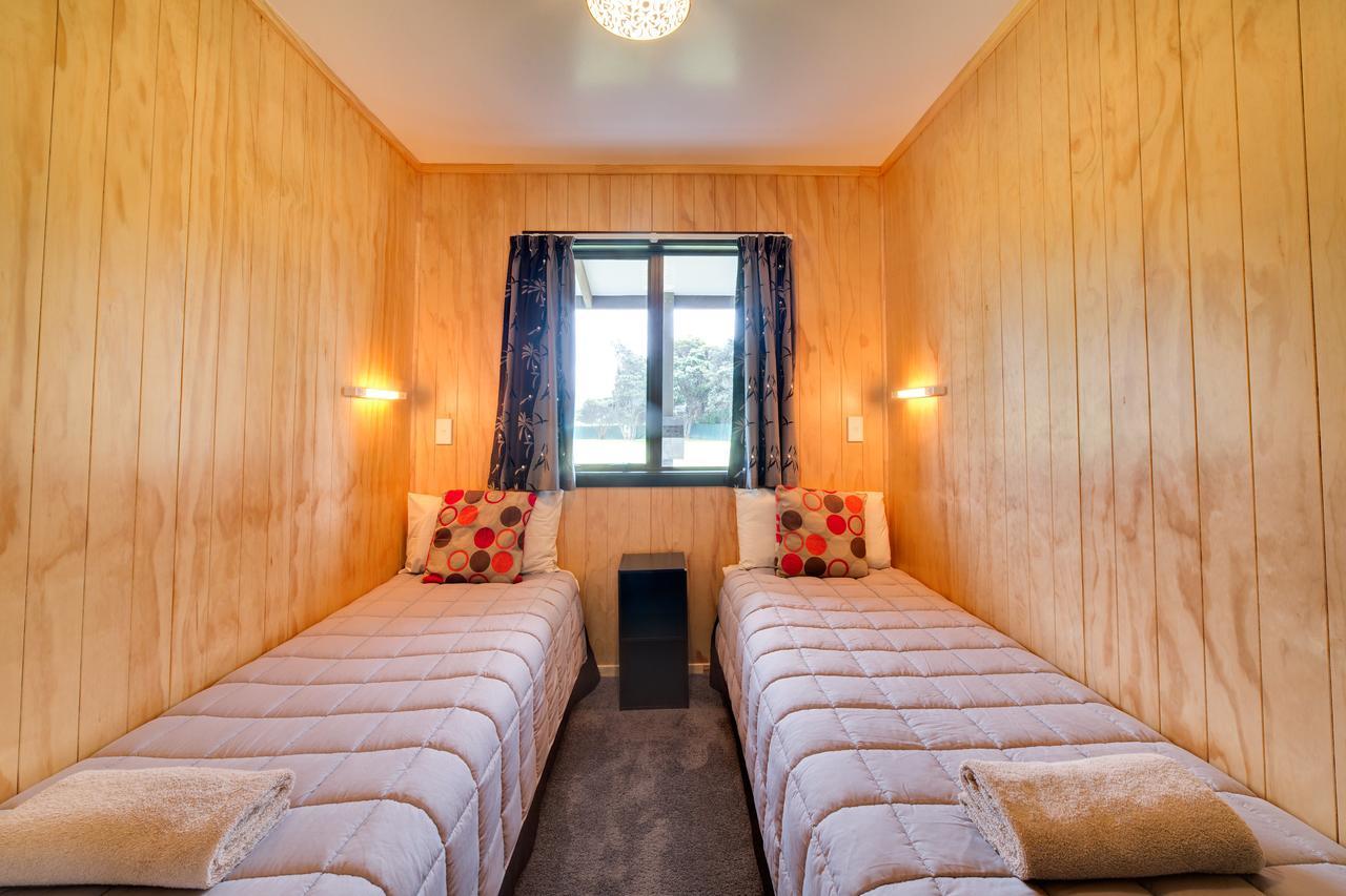 Wellington Top 10 Holiday Park Лоуэр-Хатт Экстерьер фото